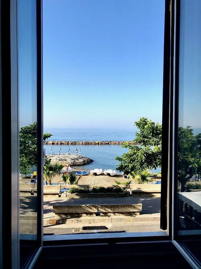 Casa Del Cardinale Apartment Santo Stefano al Mare